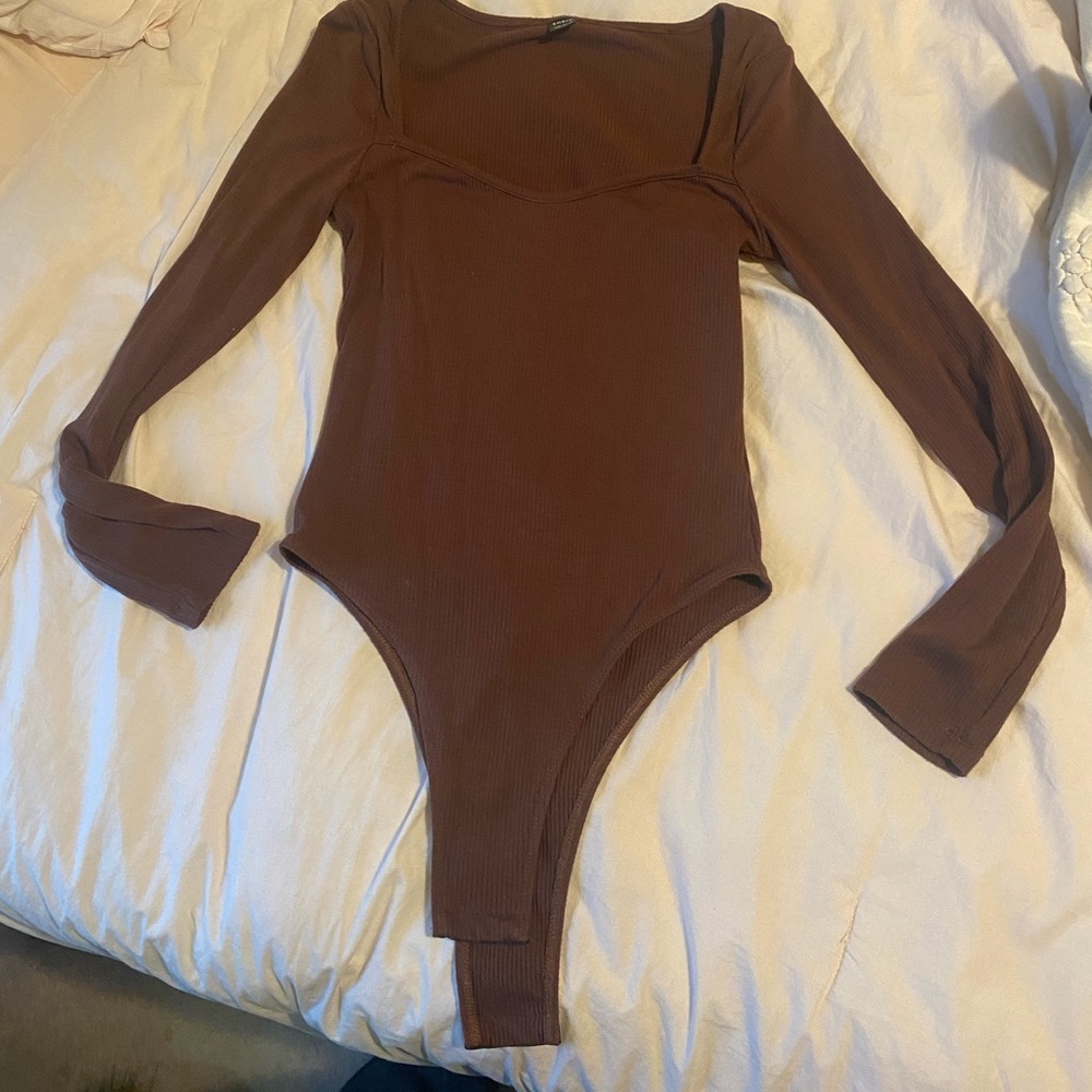 Brown square neck bodysuit